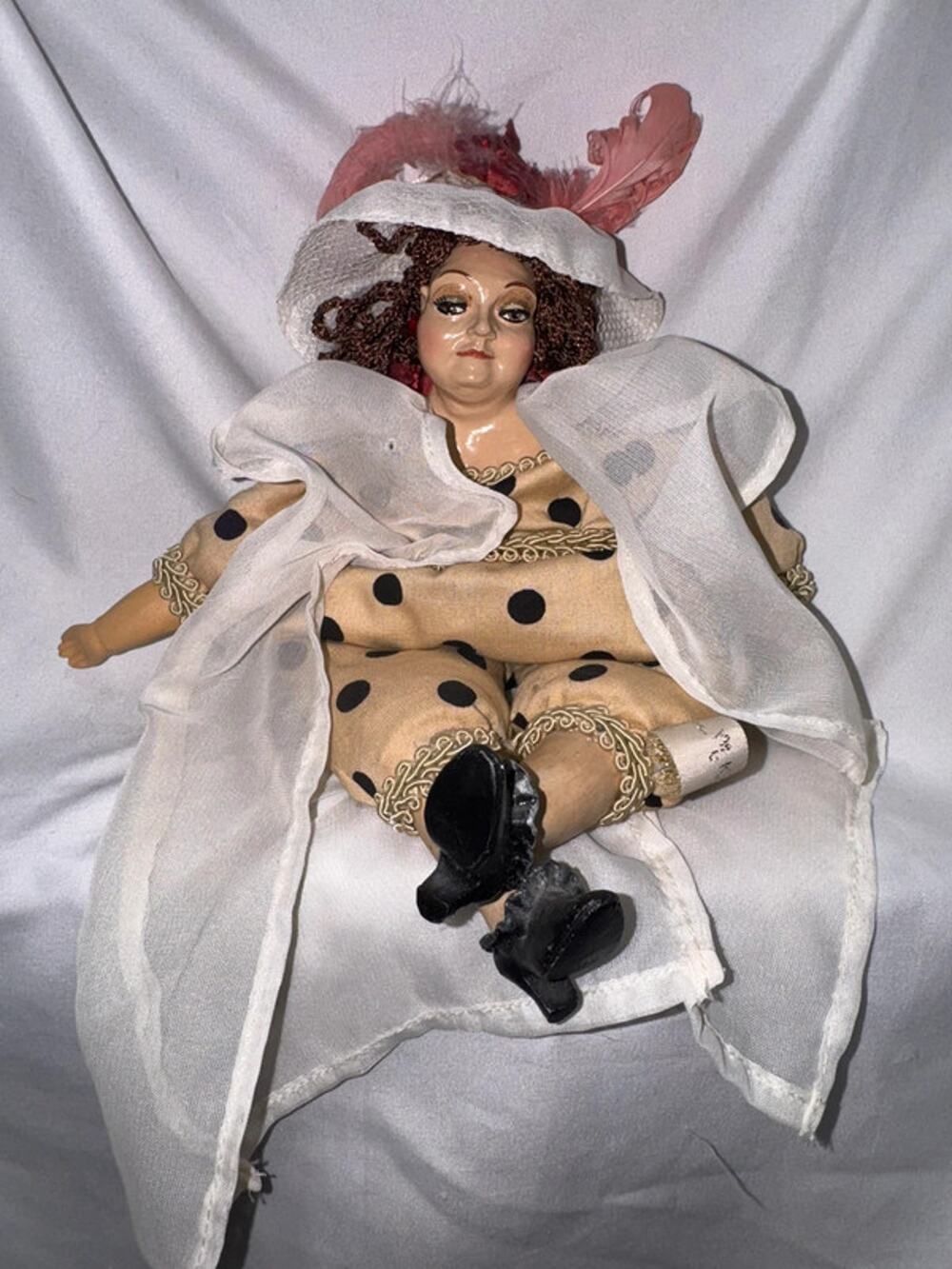 VTG retired Wayne Klaski hand made doll